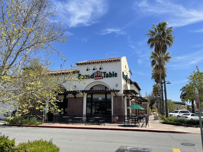 Nason St, Moreno Valley, CA à louer - Photo du bâtiment - Image 2 de 5