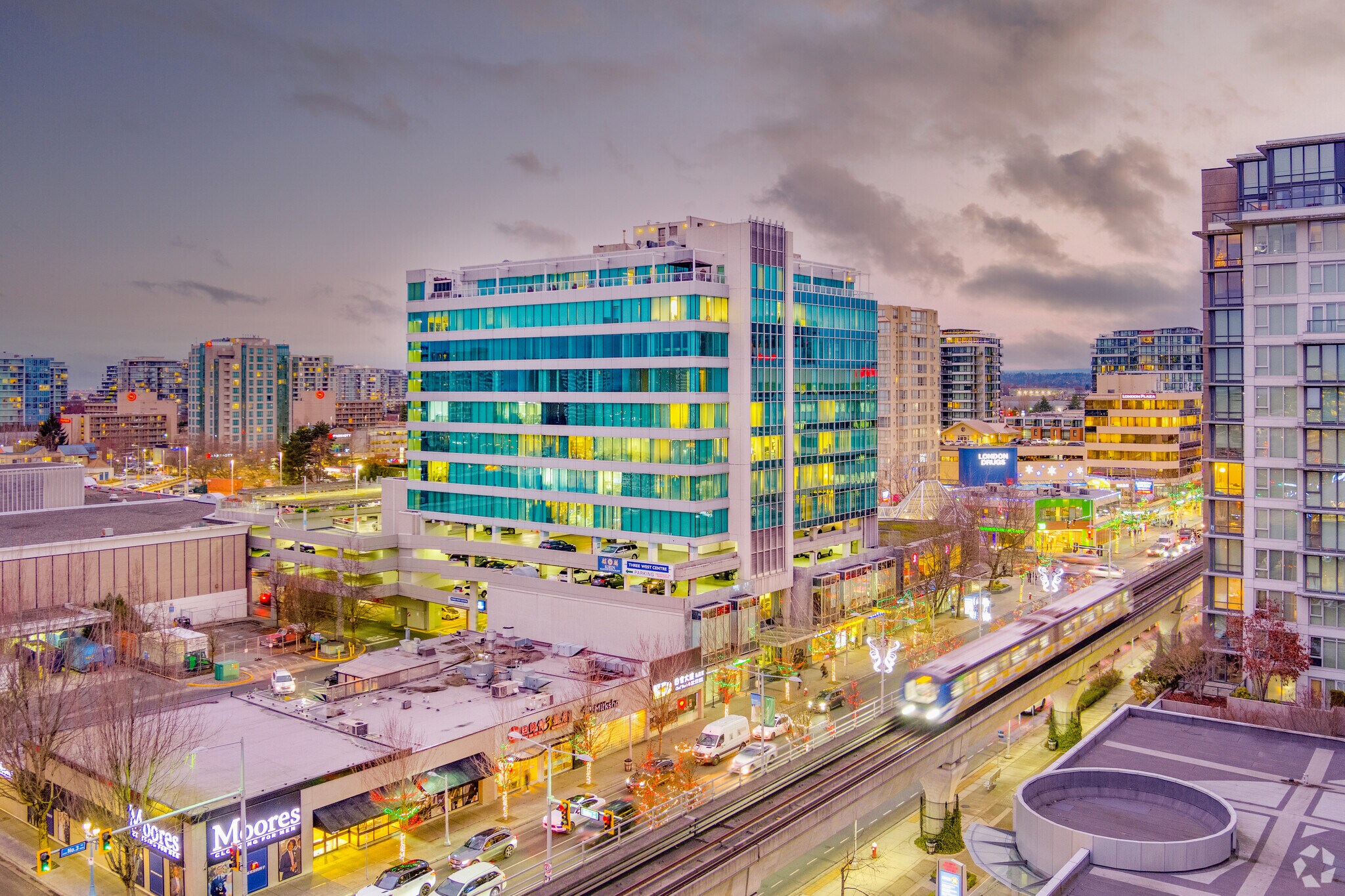 6061 No. 3 Rd, Richmond, BC à louer Photo principale- Image 1 de 24