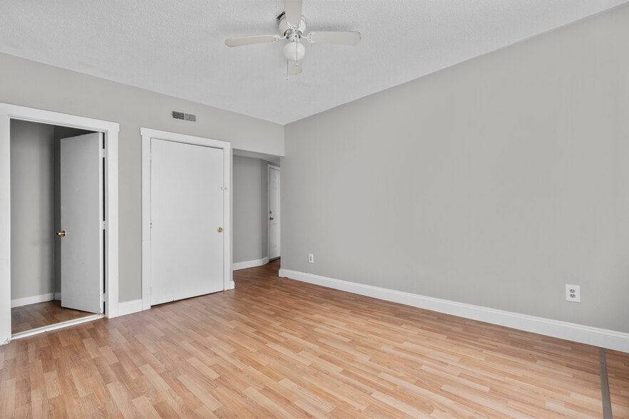 5 Hill St, Waterbury, CT for sale - Building Photo - Image 2 of 19