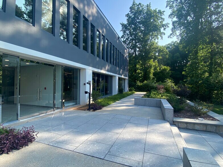 290 Interstate N Cir SE, Atlanta, GA à louer - Photo du bâtiment - Image 3 de 11