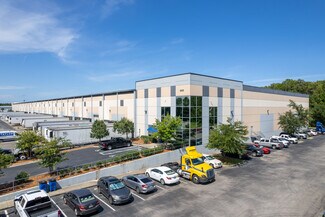 Plus de détails pour 4030 Deerpark Blvd, Elkton, FL - Industriel à louer