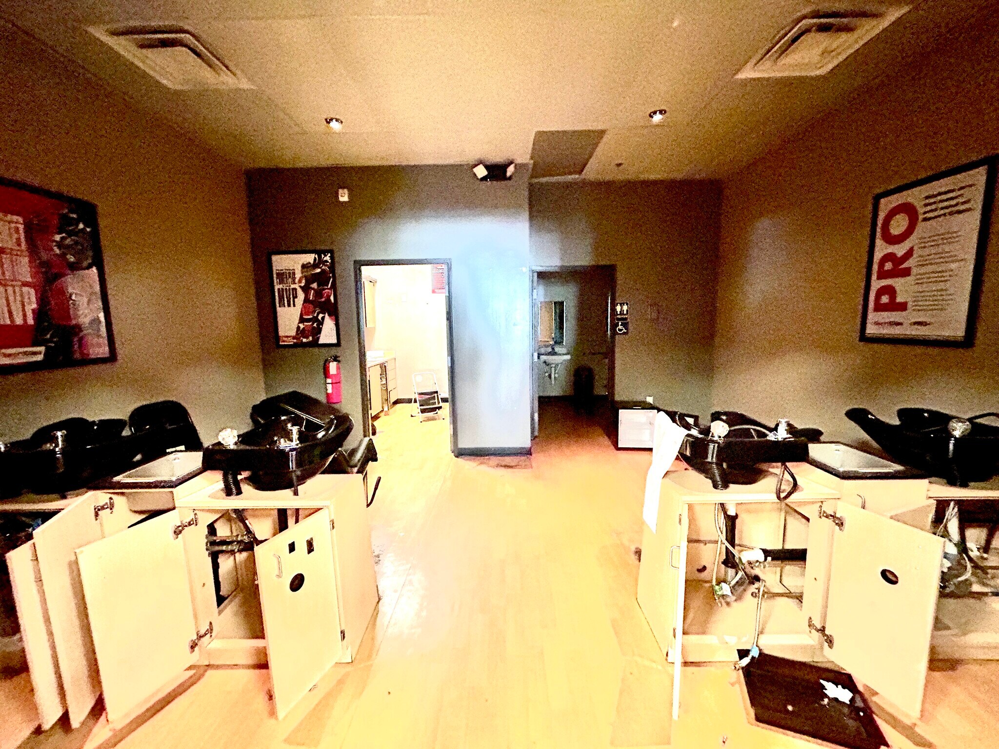 14230-14270 Chino Hills Pky, Chino Hills, CA for lease Interior Photo- Image 1 of 3