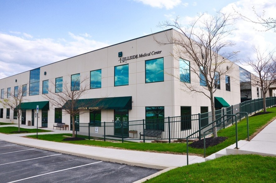250 Fame Ave, Hanover, PA à louer - Photo du bâtiment - Image 2 de 16