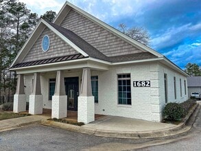 1682 Lake Murray Blvd, Columbia, SC for sale Interior Photo- Image 1 of 13