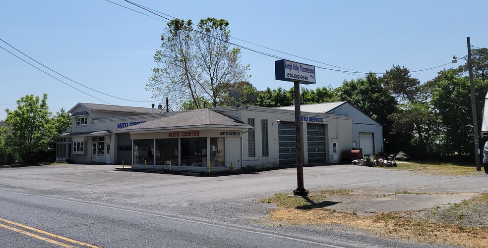 516-530 N Main St, Topton, PA for sale - Building Photo - Image 3 of 4