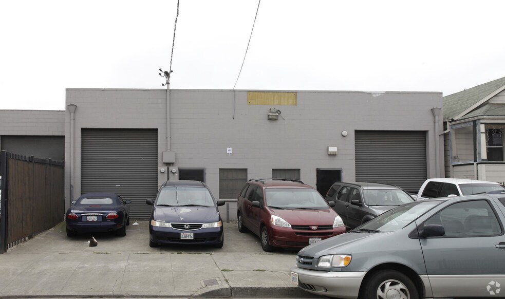 2761-2763 E 7th St, Oakland, CA à vendre - Photo du bâtiment - Image 2 de 4