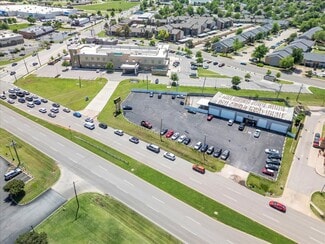 More details for 8020 NW Expressway St, Oklahoma City, OK - Industrial for Lease