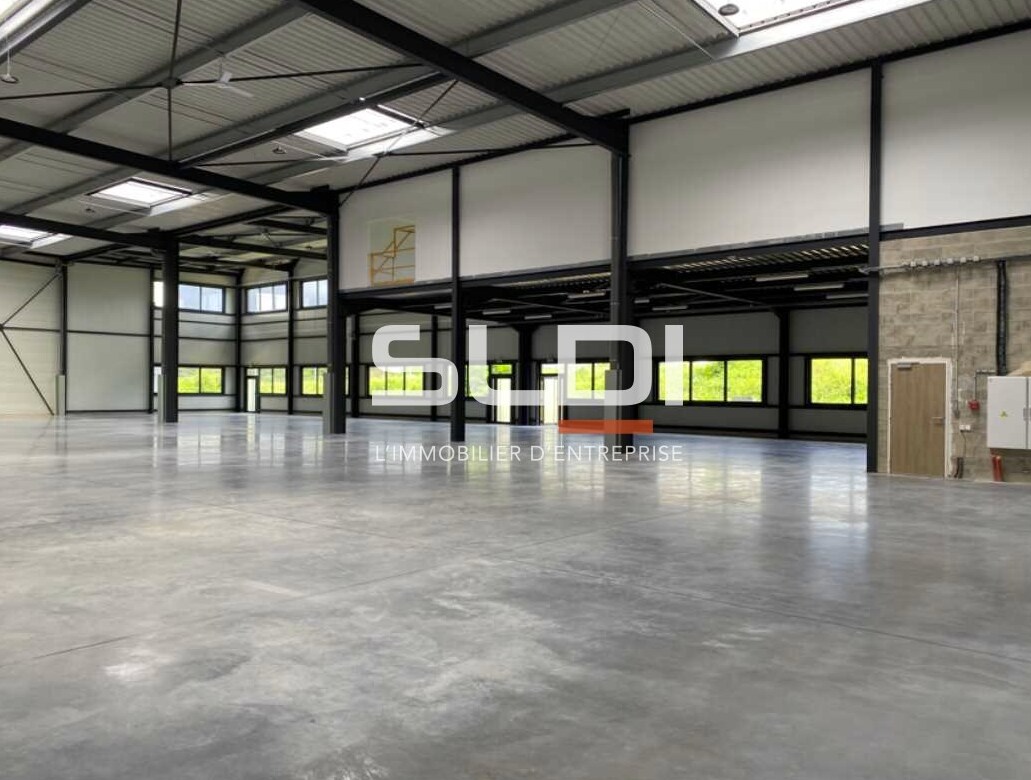 14 Rue Fulgencio Gimenez, Vaulx-en-Velin, RHO 69120 -  -  - Photo intérieure - Image 1 of 2