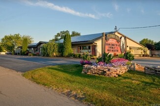 Plus de détails pour 126 State St, Clayton, NY - Services hôteliers à vendre