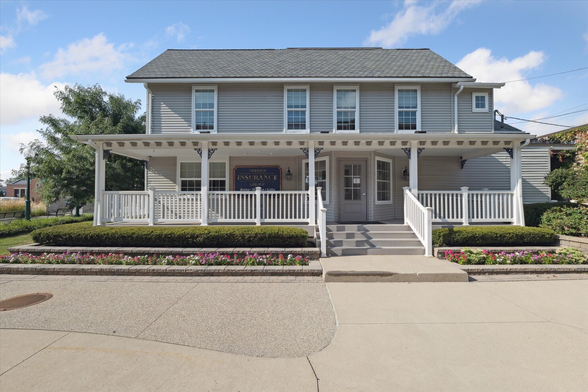 127 W University Dr, Rochester, MI à vendre Photo du bâtiment- Image 1 de 62