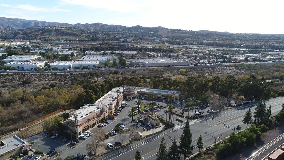 22200-22290 La Palma, Yorba Linda, CA à louer - Aérien - Image 2 de 26