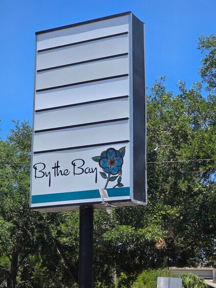2134-2140 9th Ave N, Saint Petersburg, FL à louer - Photo du bâtiment - Image 2 de 5