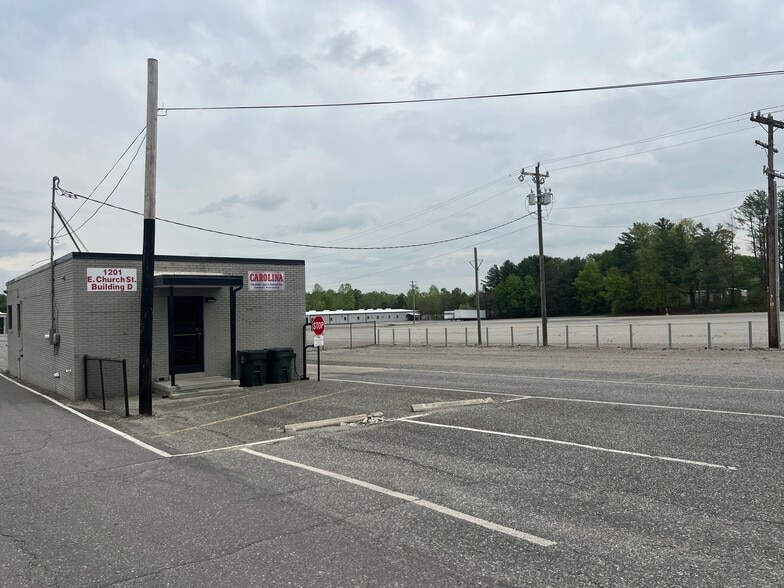 1201 E Church St, Cherryville, NC for lease - Building Photo - Image 2 of 4