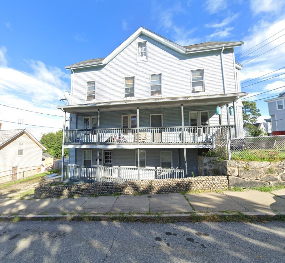 271 Elm St, Woonsocket, RI à vendre Photo principale- Image 1 de 1