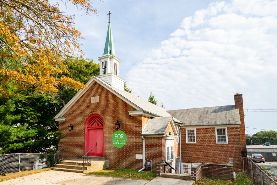 236 E Gay St, West Chester, PA à vendre - Photo du bâtiment - Image 1 de 1