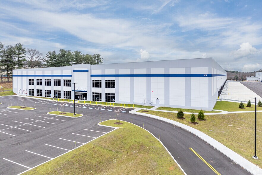 175 Lowell St, Wilmington, MA à vendre - Photo principale - Image 1 de 10