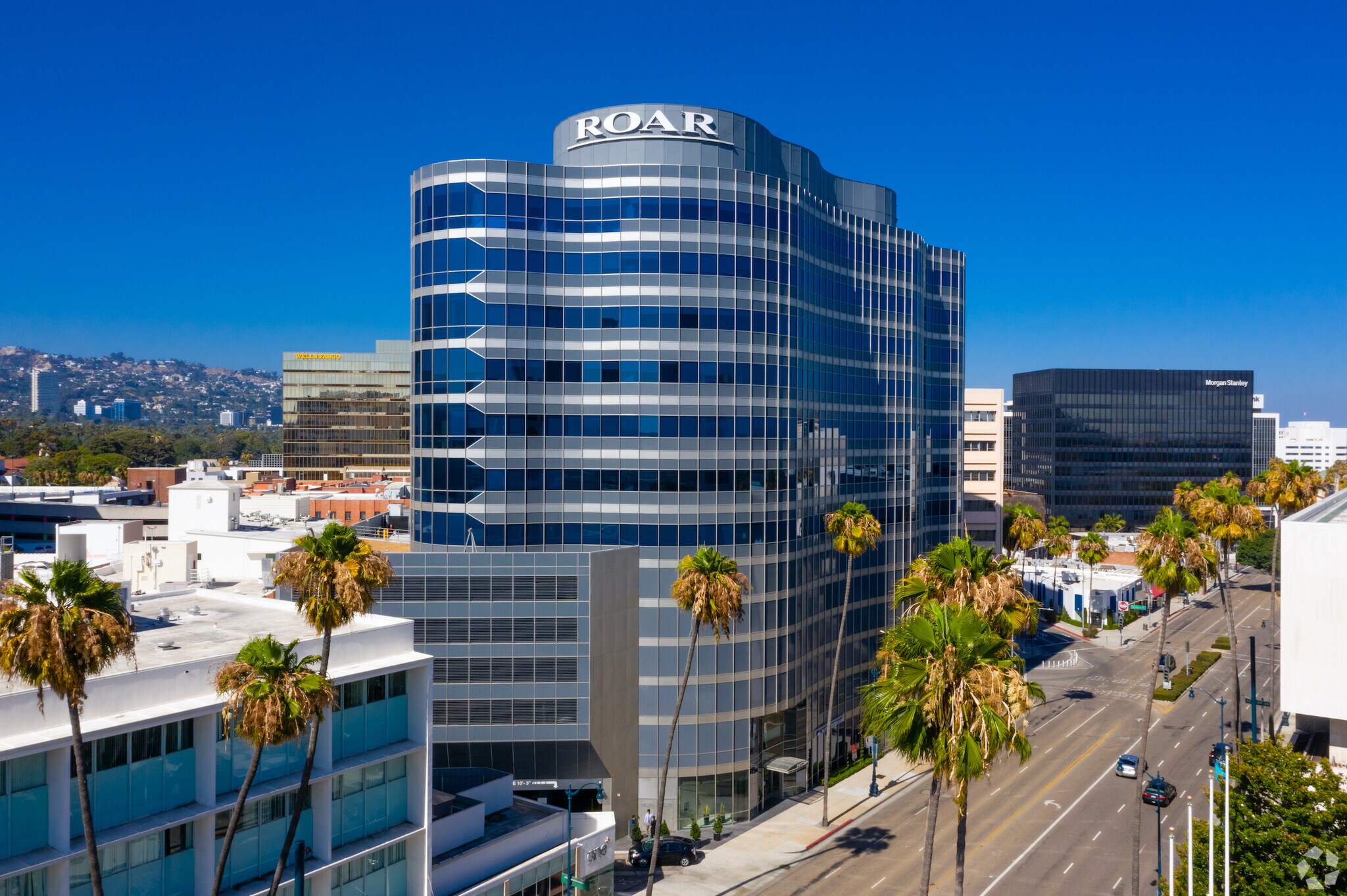 9701 Wilshire Blvd, Beverly Hills, CA à louer Photo du bâtiment- Image 1 de 14