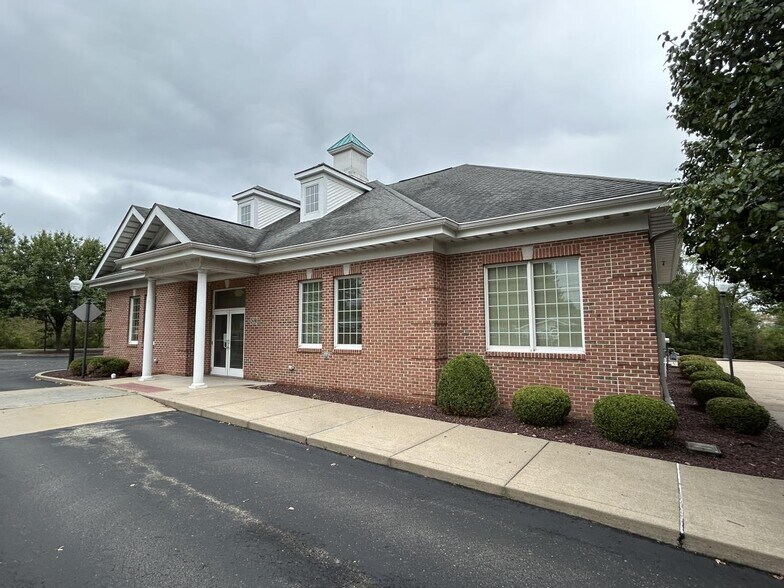 2630 Rochester Rd, Cranberry Township, PA à vendre - Photo du bâtiment - Image 2 de 16