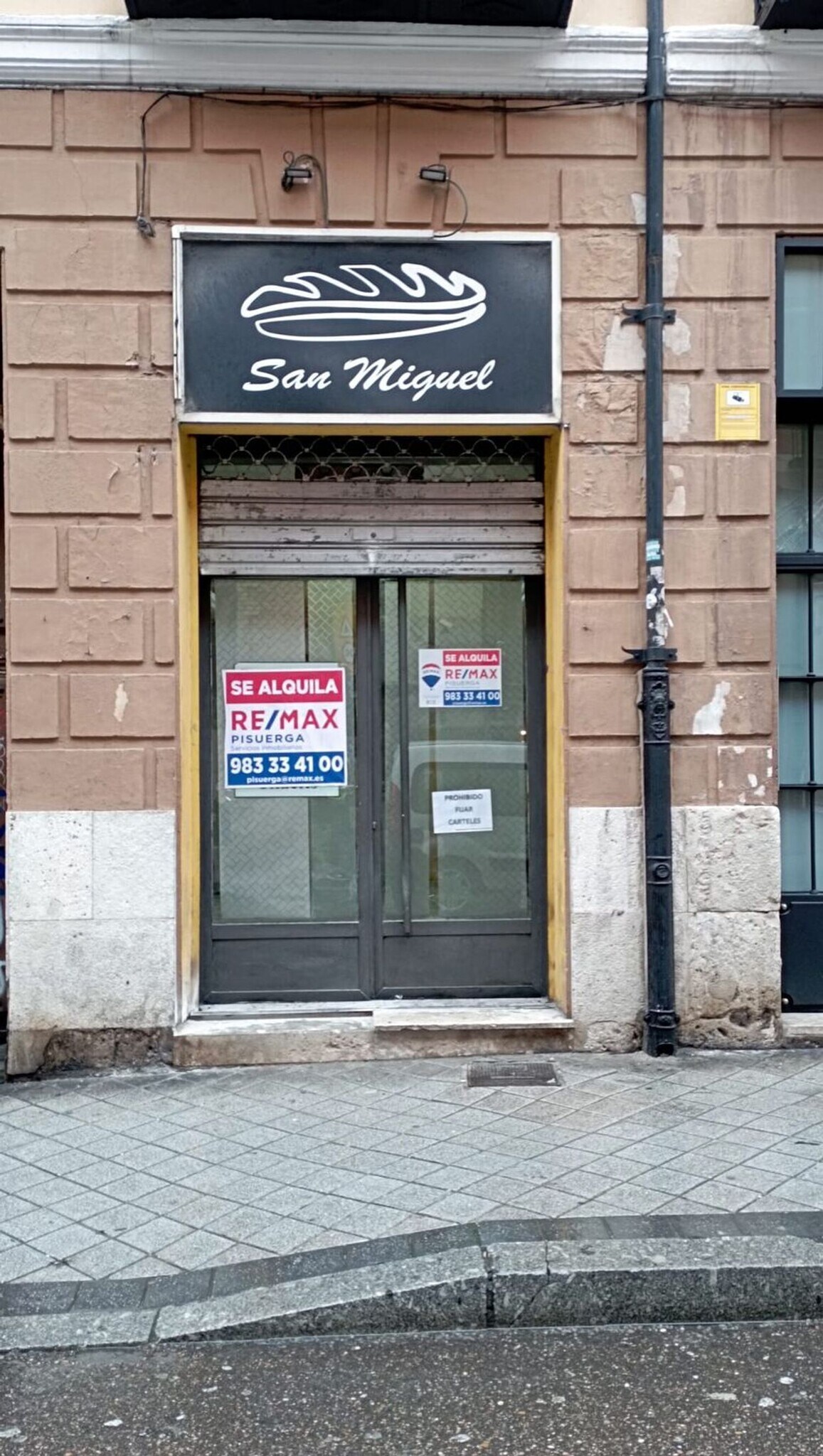 Calle San Antonio de Padua, 1, Valladolid, Valladolid for lease Building Photo- Image 1 of 11