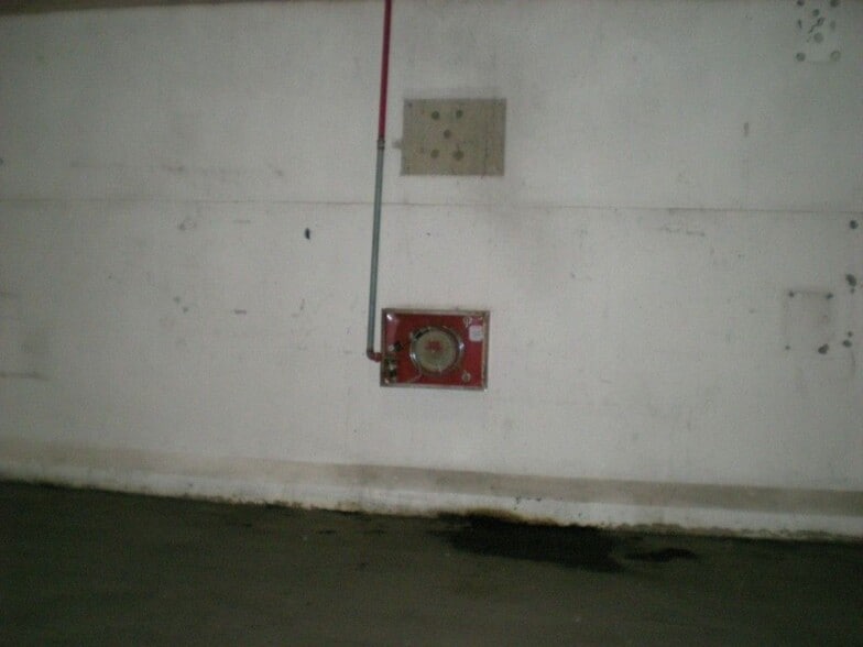 Calle la Red Veintisiete, 21, Alcalá de Guadaíra, Sevilla for lease - Building Photo - Image 2 of 10