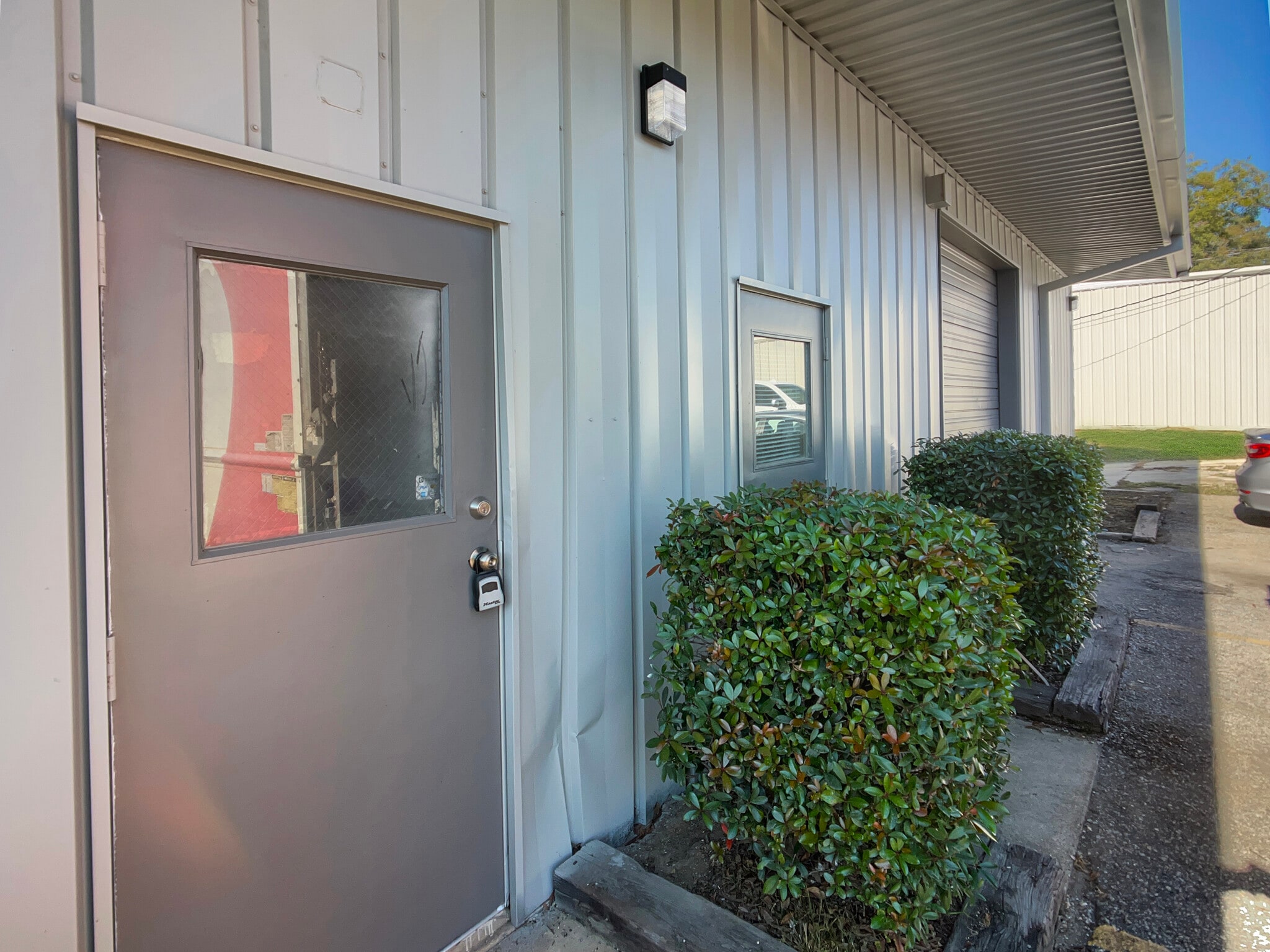 2565 Halls Mill Rd, Mobile, AL for lease Building Photo- Image 1 of 12
