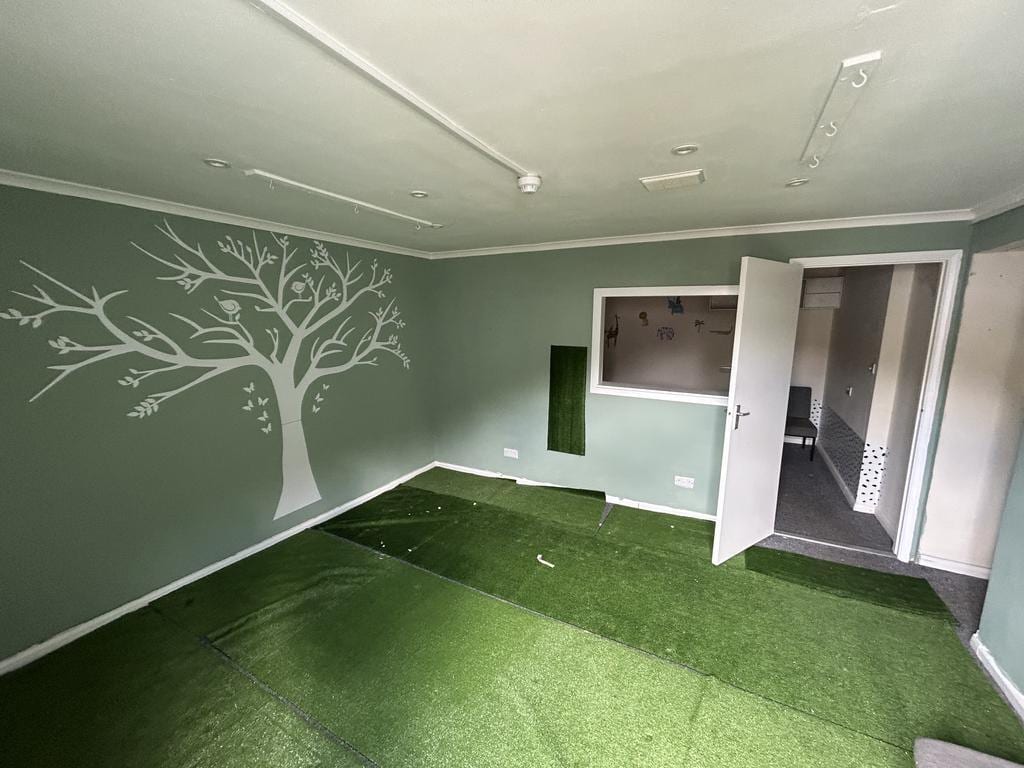 Station Rd, Bexhill On Sea for lease Interior Photo- Image 1 of 5