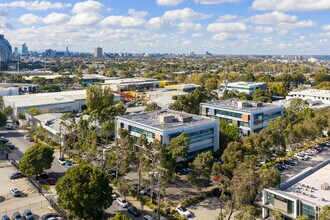 574 Plummer St, Port Melbourne, VIC - Aerial  map view