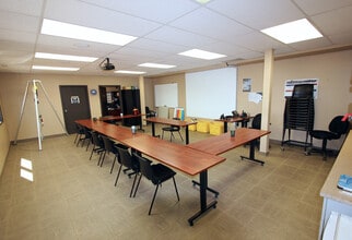 210 MacLennan Cres, Fort McMurray, AB for lease Interior Photo- Image 2 of 7