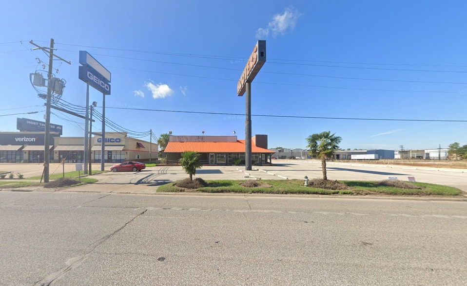 850 Interstate 10 S, Beaumont, TX for sale - Building Photo - Image 2 of 3