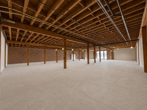 1101-1135 E 5th St, Los Angeles, CA for lease Interior Photo- Image 1 of 9