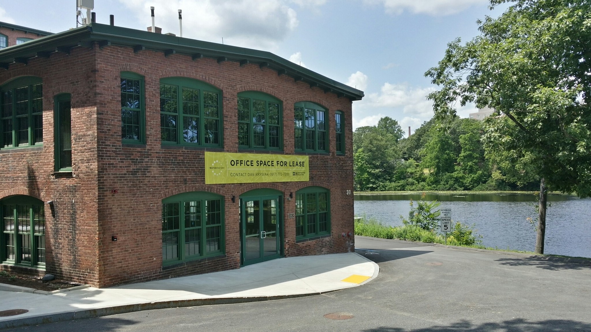 183 Crescent St, Waltham, MA for lease Primary Photo- Image 1 of 3