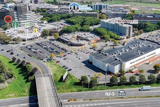 More details for 700 Plaza Dr, Secaucus, NJ - Retail for Lease