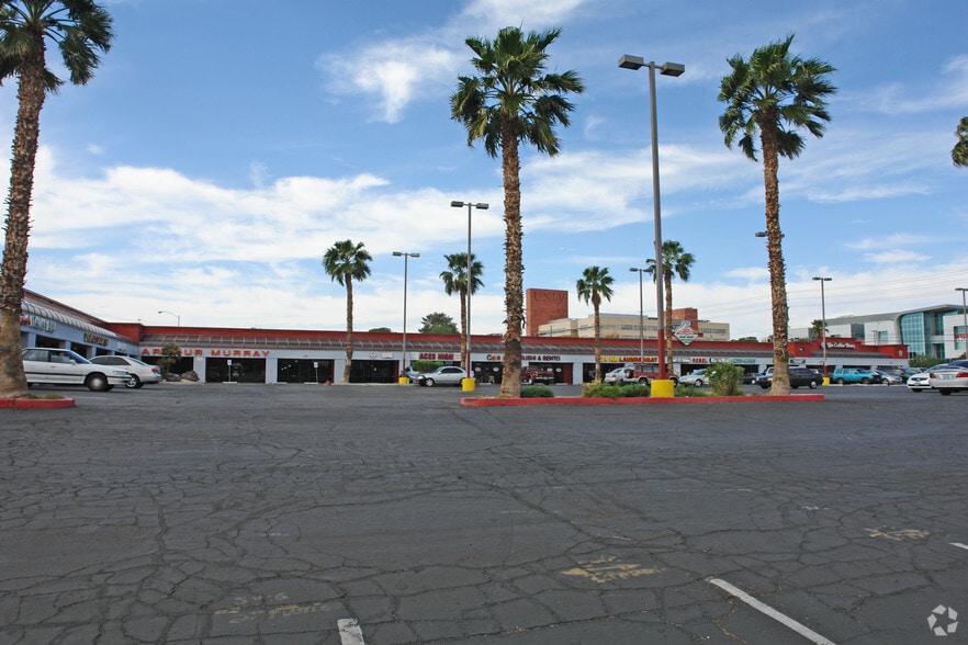 4550 S Maryland Pky, Las Vegas, NV for lease - Building Photo - Image 1 of 10