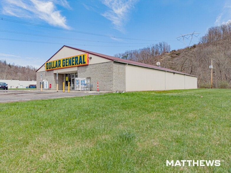 90 Mcginnis Dr, Wayne, WV for sale - Building Photo - Image 2 of 3