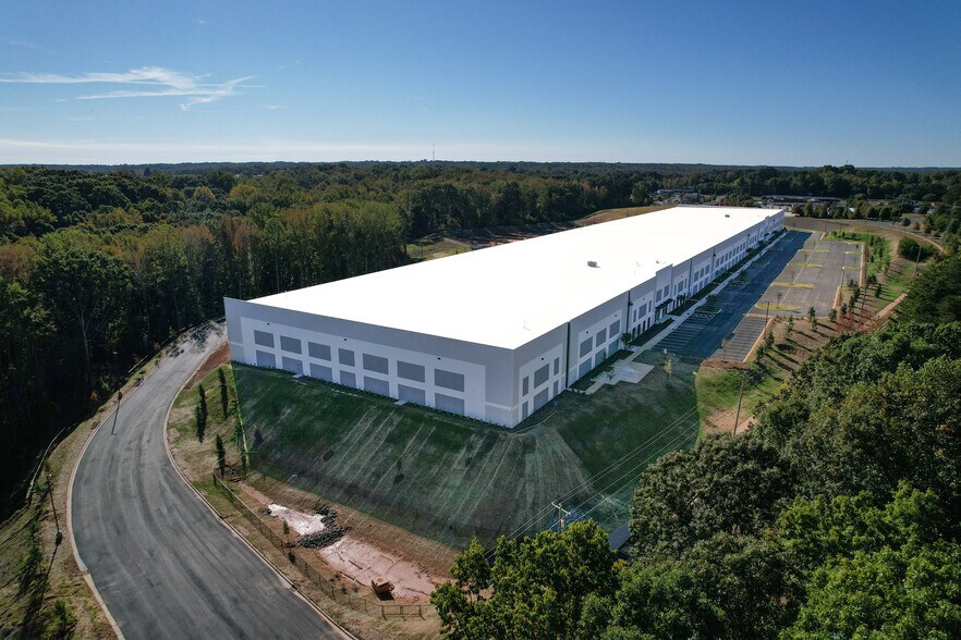 1533 Galleria Blvd, Rock Hill, SC à louer - Photo du bâtiment - Image 3 de 3