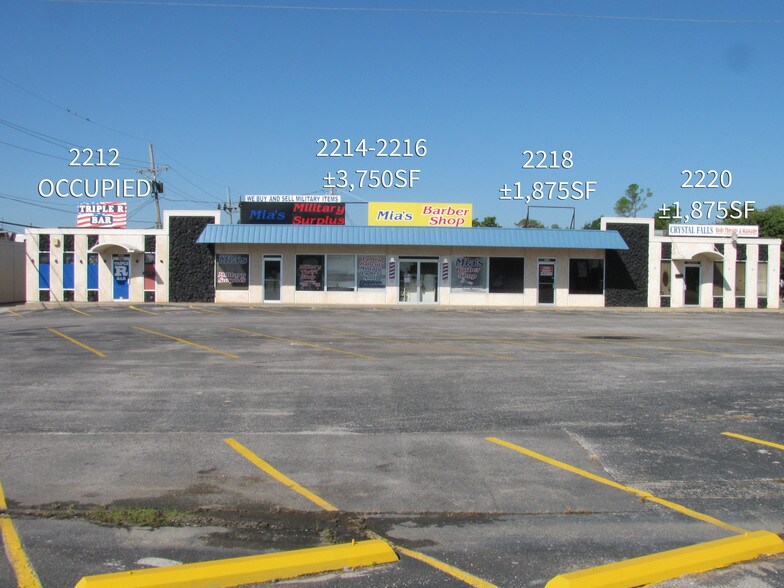 2212-2220 NW Fort Sill Blvd, Lawton, OK à louer - Photo du bâtiment - Image 1 de 12