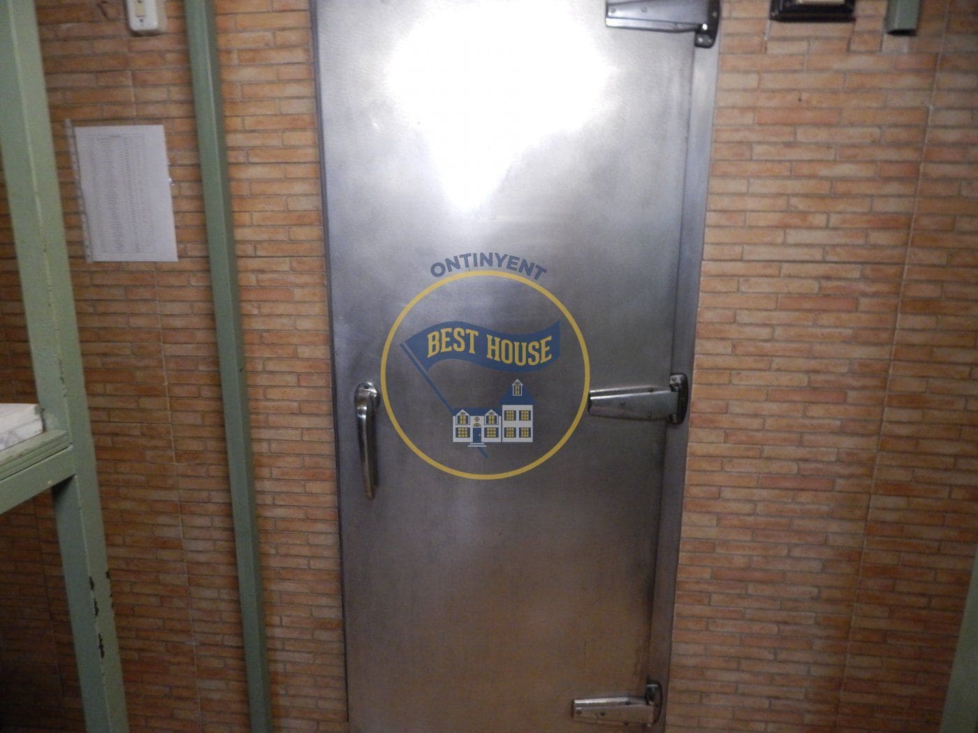 Retail in Ontinyent, Valencia for lease Building Photo- Image 1 of 9