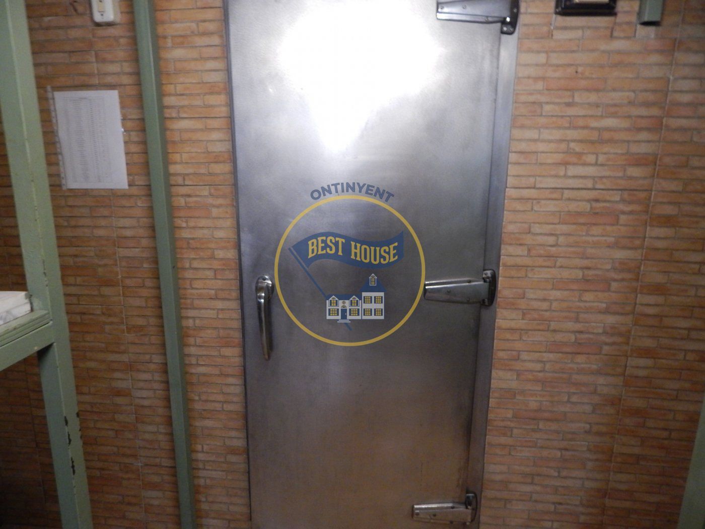 Commerce de détail dans Ontinyent, Valencia à louer Photo principale- Image 1 de 9