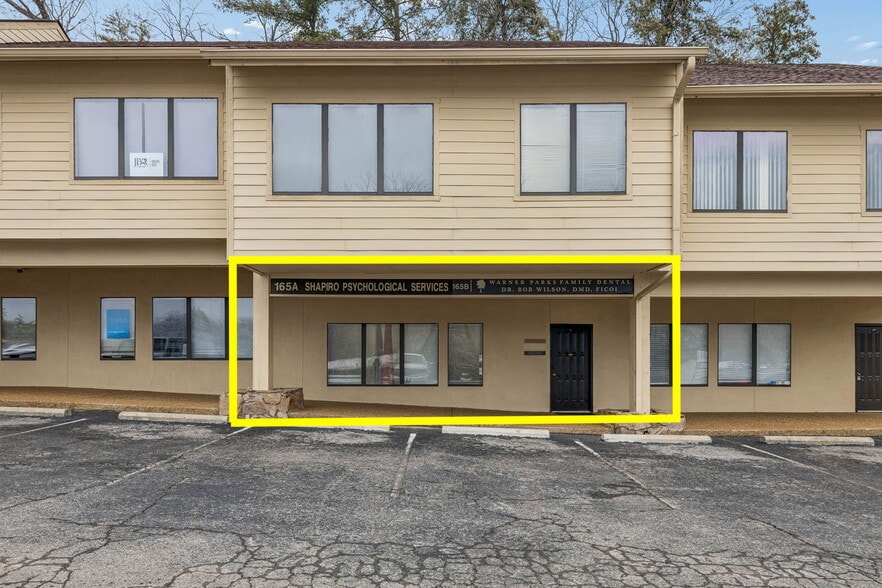 159-167 Belle Forest Cir, Nashville, TN for lease - Primary Photo - Image 1 of 18