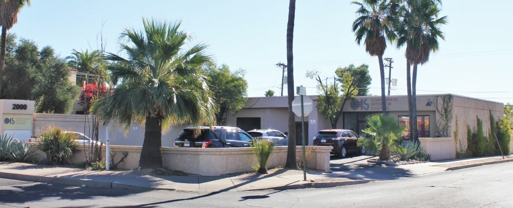2000 E Speedway Blvd, Tucson, AZ à vendre Photo principale- Image 1 de 8