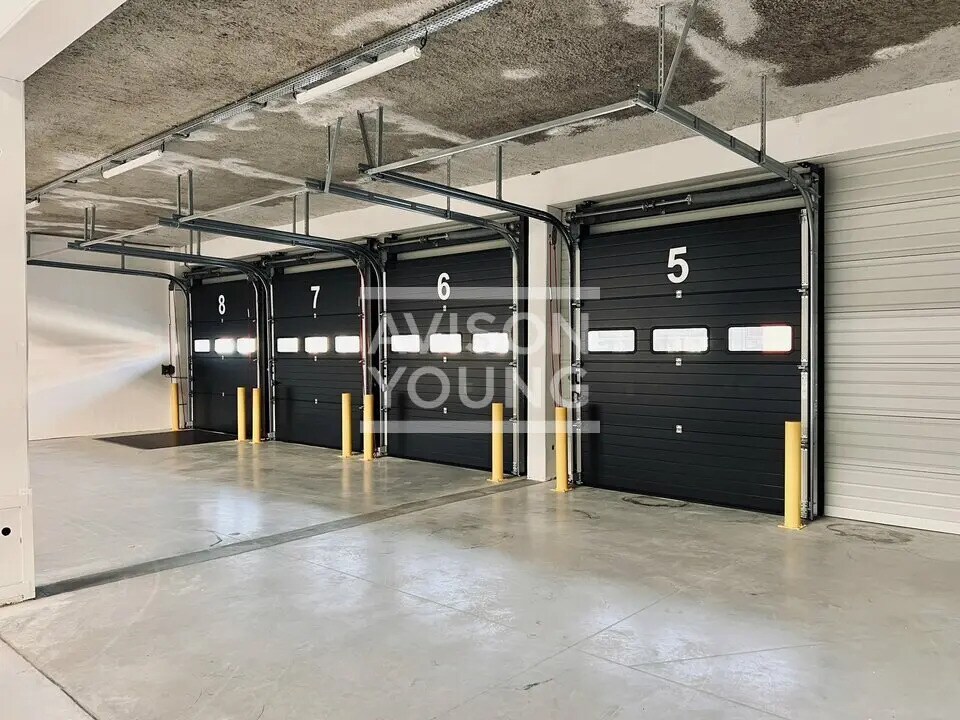 Flex in Aulnay-sous-Bois for lease Building Photo- Image 1 of 15