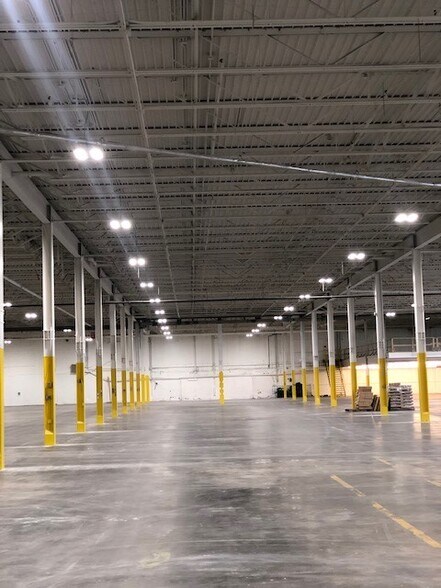 3195 Ch Bedford, Montréal, QC à louer - Photo du bâtiment - Image 2 de 8