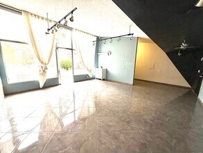 230-292 Avocado Ave, El Cajon, CA for lease Interior Photo- Image 2 of 4