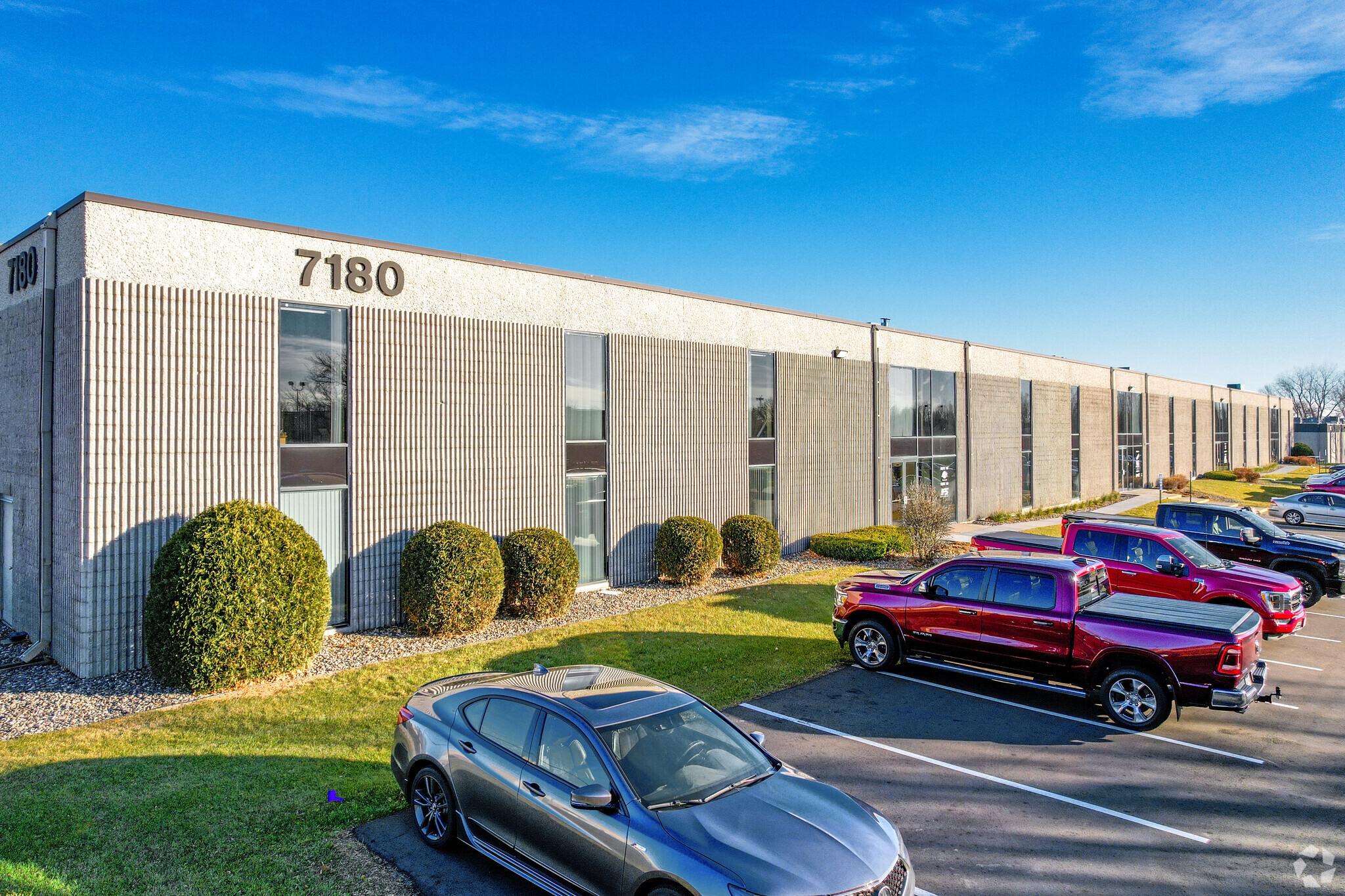 7180 Northland Cir N, Brooklyn Park, MN for lease Primary Photo- Image 1 of 6