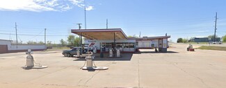 More details for 106 SW Lee Blvd, Lawton, OK - Retail for Sale