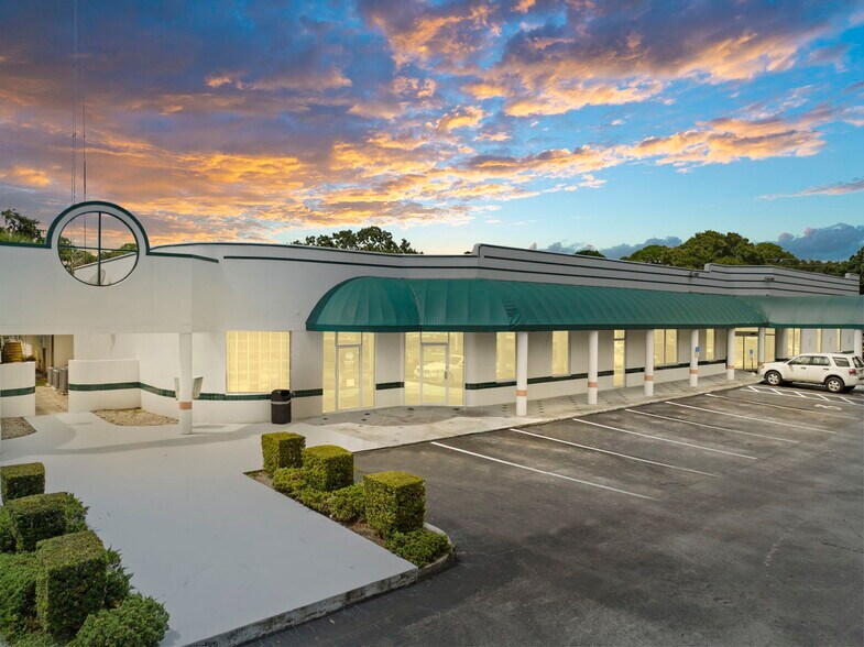 1801 S 23rd St, Fort Pierce, FL à vendre - Photo du bâtiment - Image 2 de 12