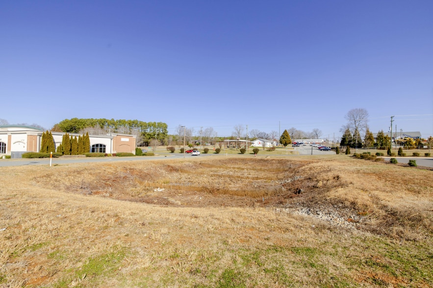 115 Oakdale Dr, Hillsborough, NC à vendre - Aérien - Image 3 de 10