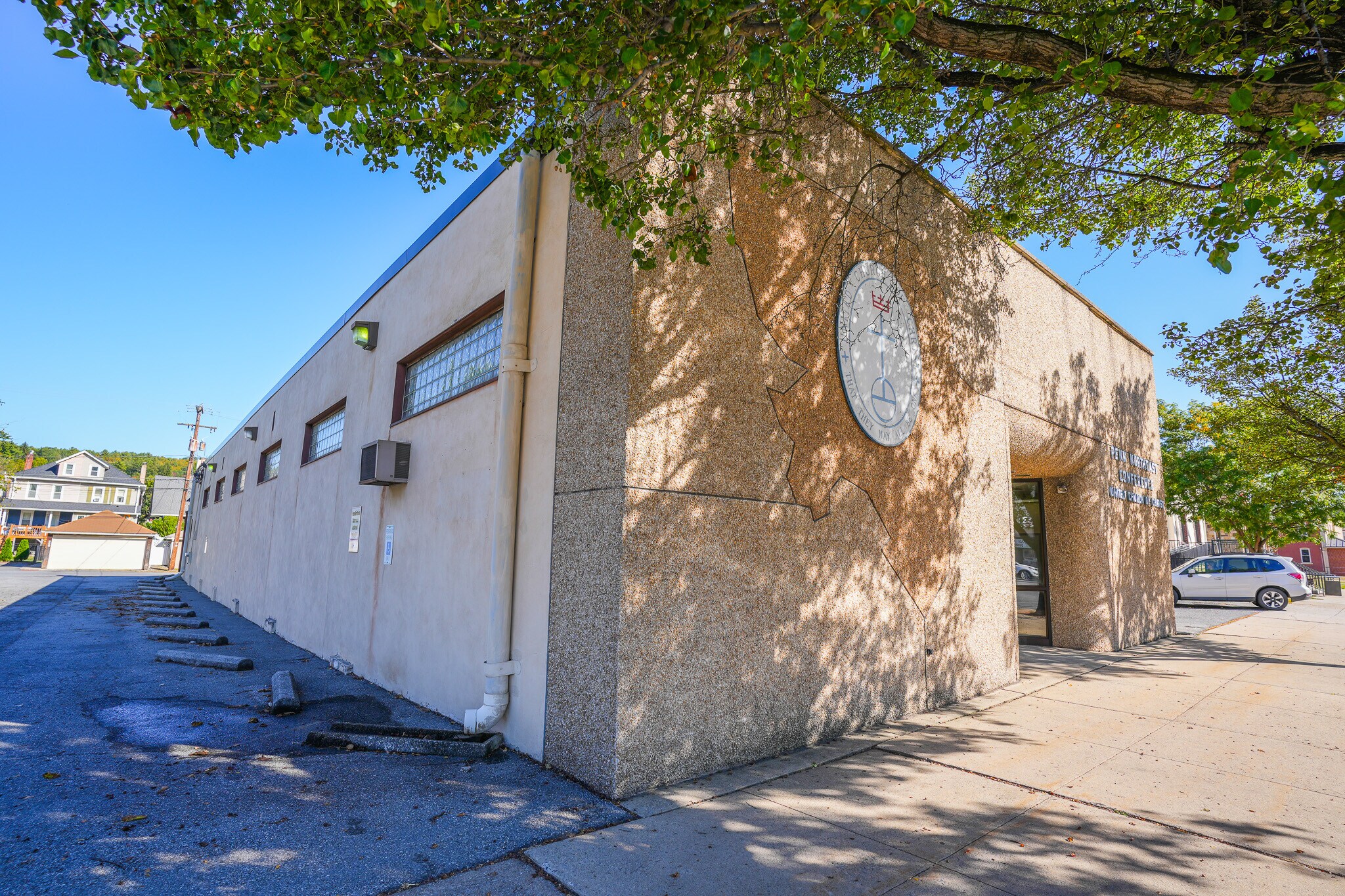 431 Delaware Ave, Palmerton, PA for sale Primary Photo- Image 1 of 49