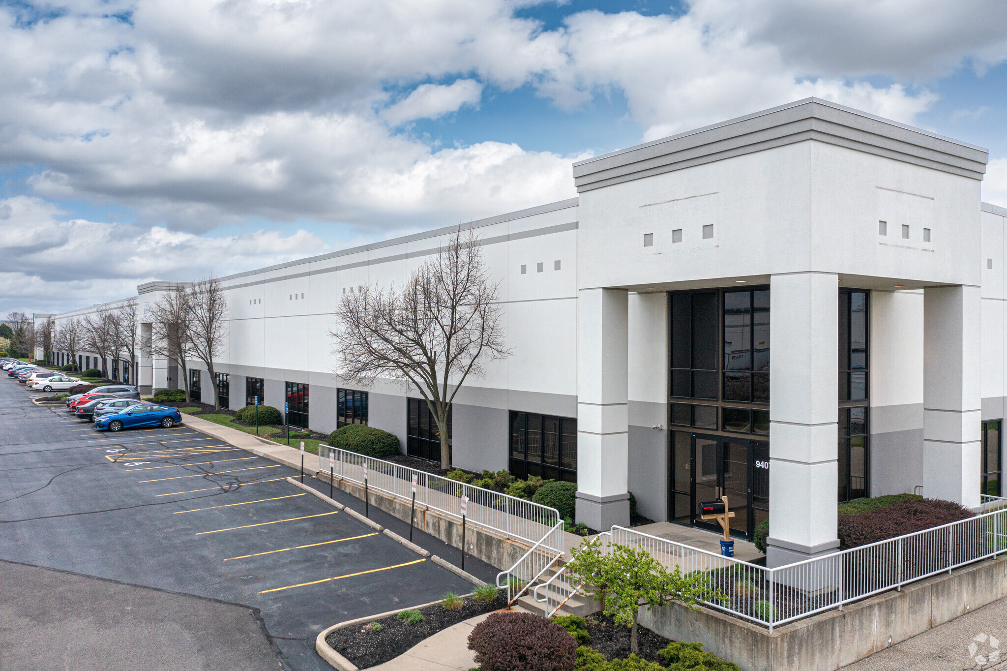 9407-9415 Meridian Way, West Chester, OH for sale Building Photo- Image 1 of 1