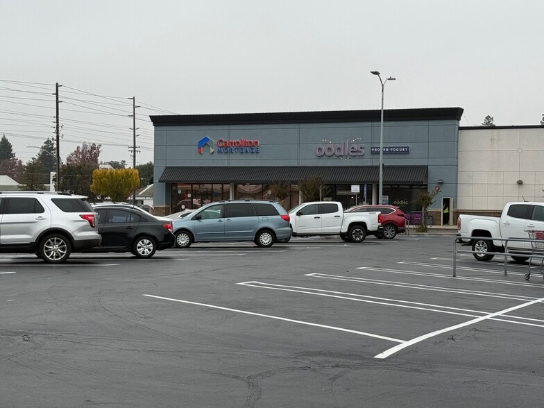 3430 Tully Rd, Modesto, CA for lease - Building Photo - Image 3 of 3